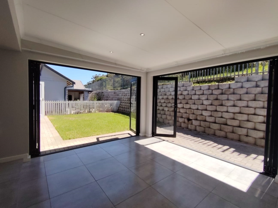To Let 3 Bedroom Property for Rent in Sedgefield Central Western Cape